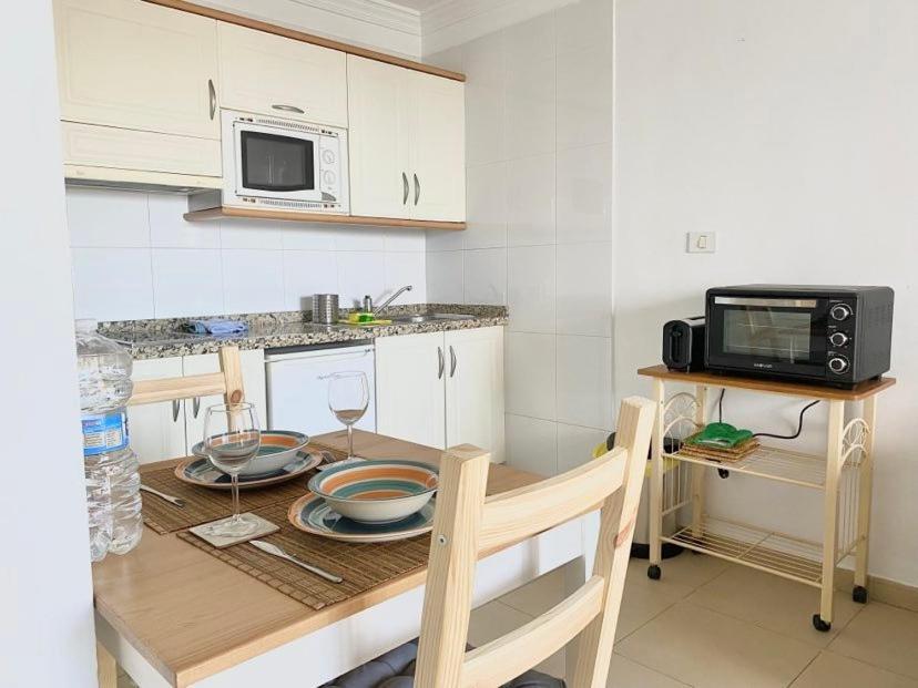 Atalaya, Central And Quiet With Sea And Pool Views Apartment