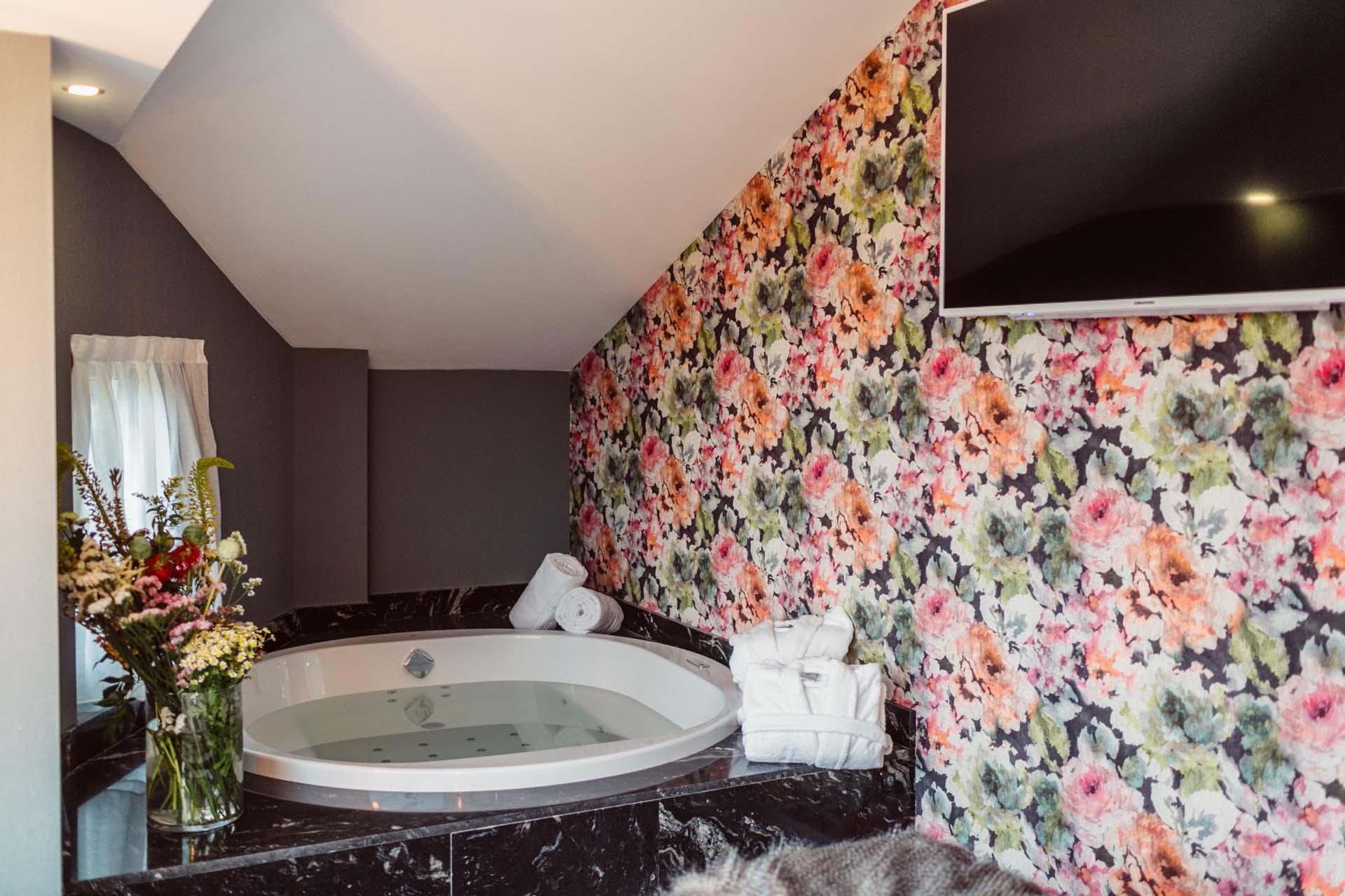 Cuevas - Adults Only 4* Santillana del Mar
