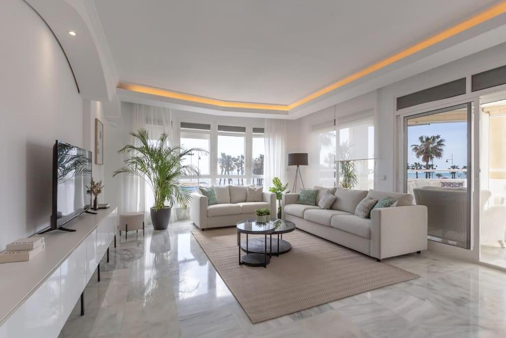 Apartamento Edén Costa Primera Línea De Mar