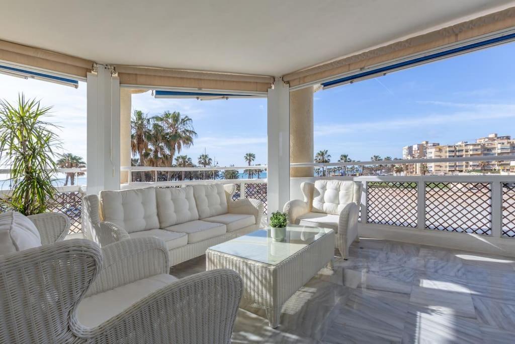 Apartamento Edén Costa Primera Línea De Mar