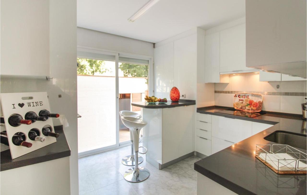 Awesome In Alfaz Del Pi With Kitchen Apartment