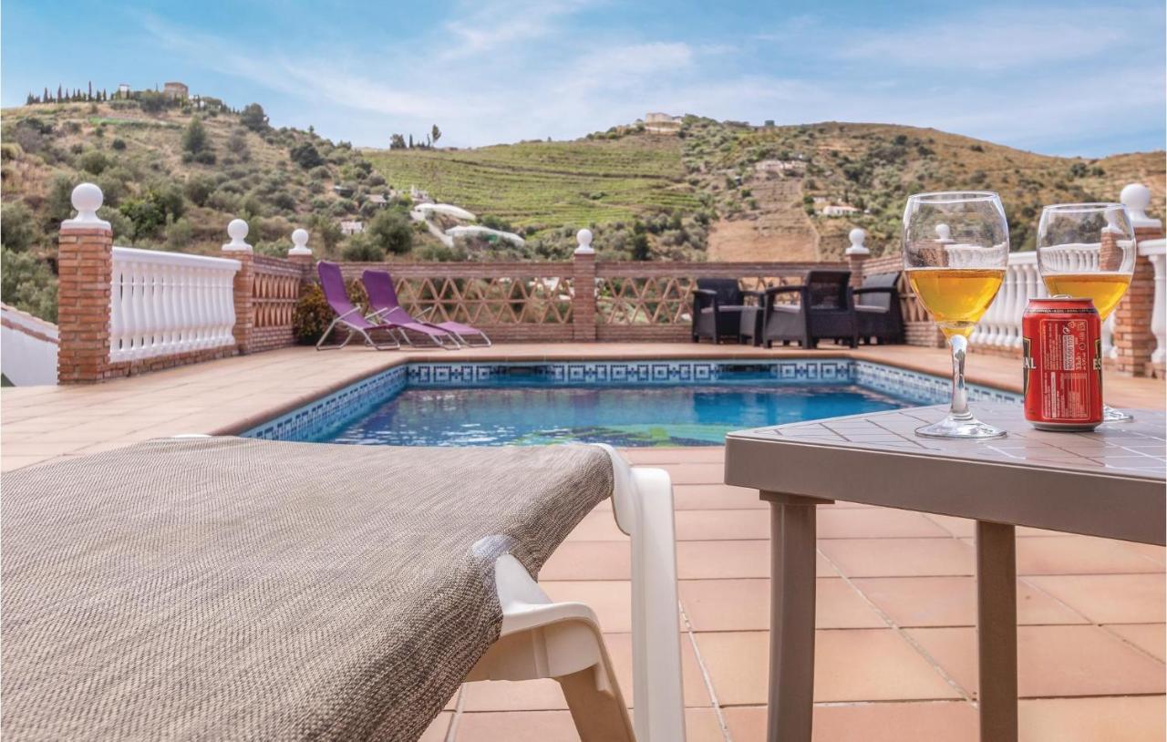 Amazing In Costa With Wifi Holiday home *