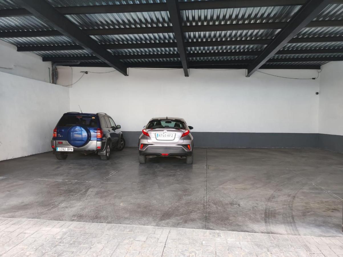 Holiday home Casa Piramide 3. Terraza Wifi Y Parking Privado