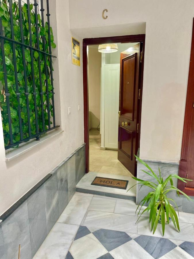 Apartamento Gatu Gadir, Preferente Mayores De 25 Anos Y Familias Cádiz