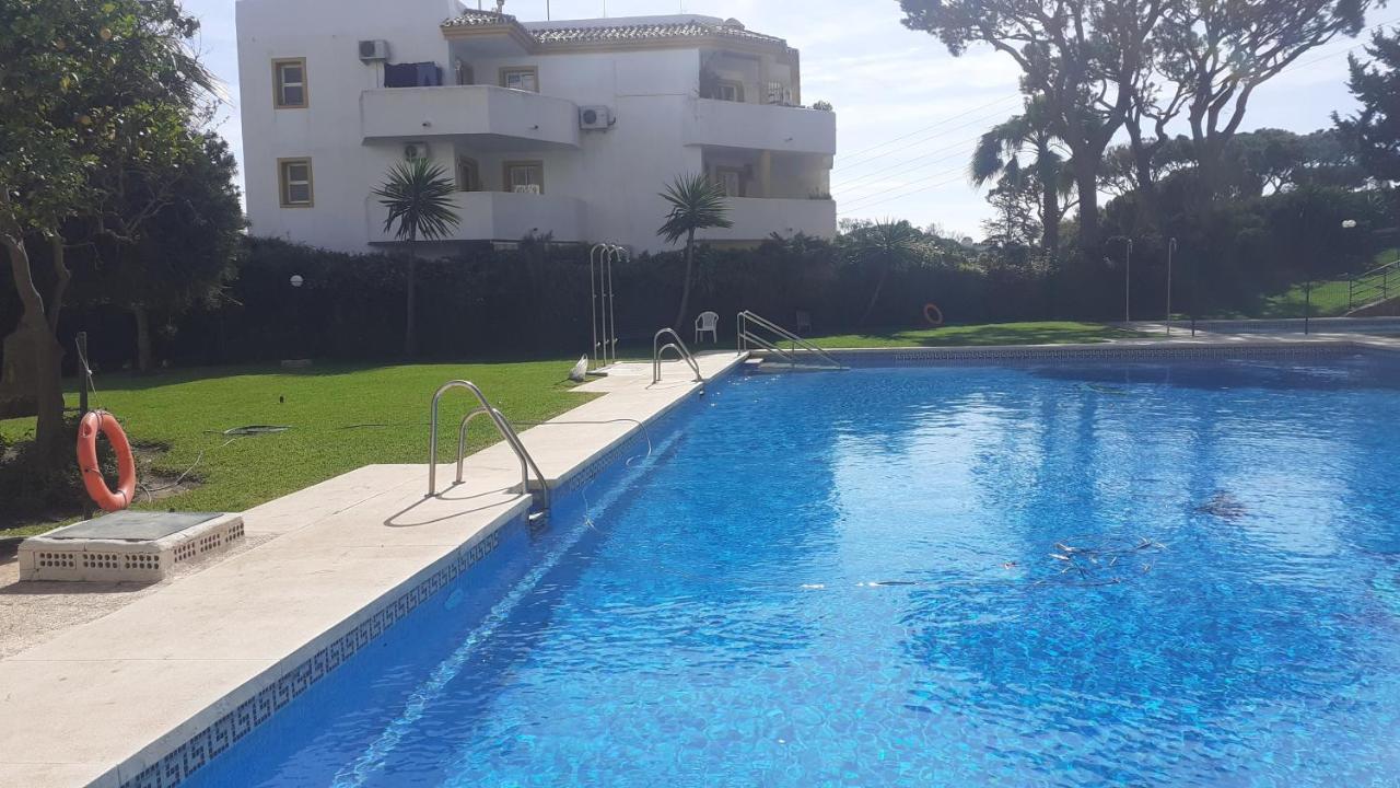 Apartamento- Atico En Mijas Costa , Con Piscina. Sitio de Calahonda