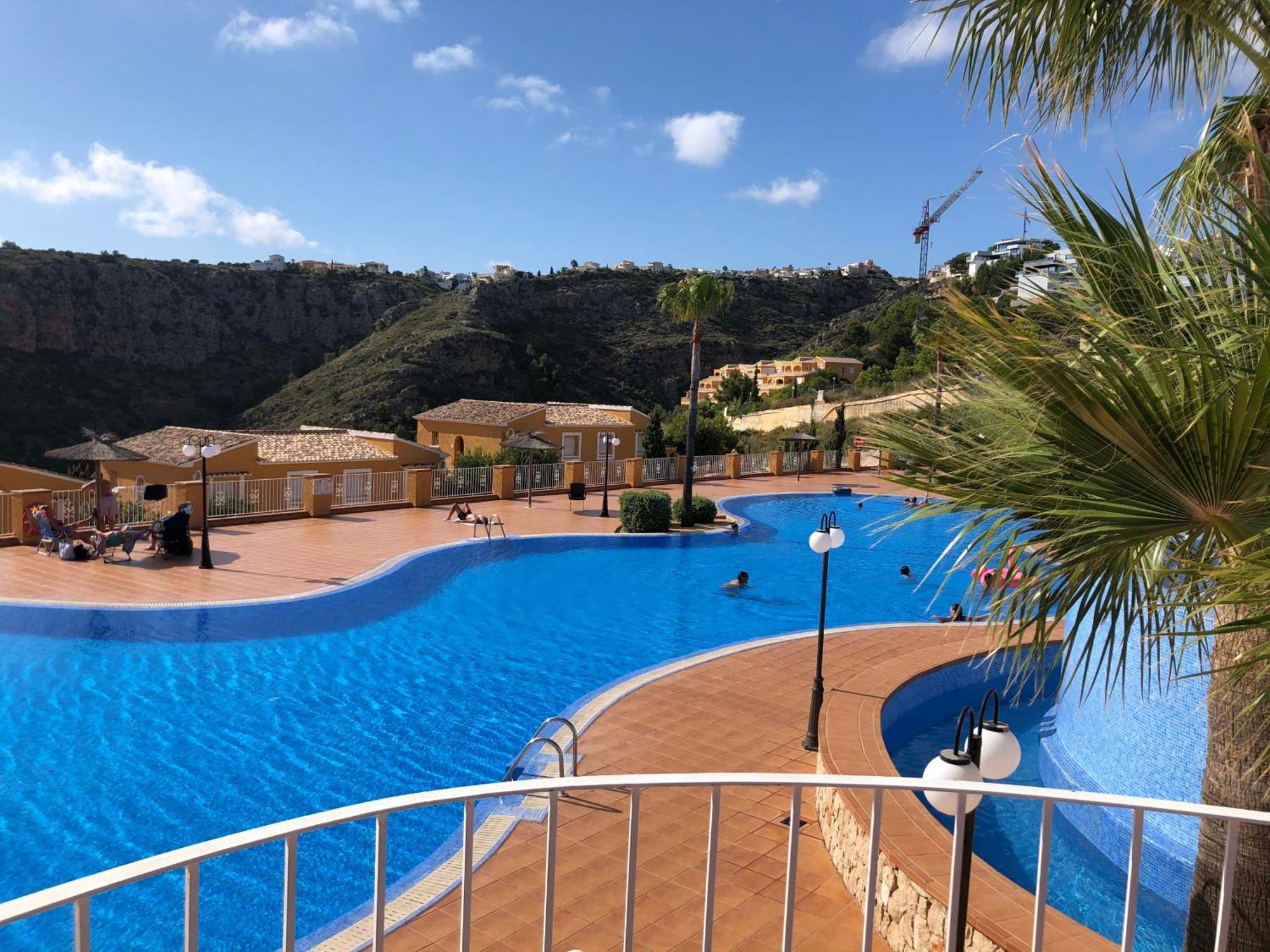 Apartment Tranquility, Sun, Breathtaking Views & 7 Minutes Drive To Sea