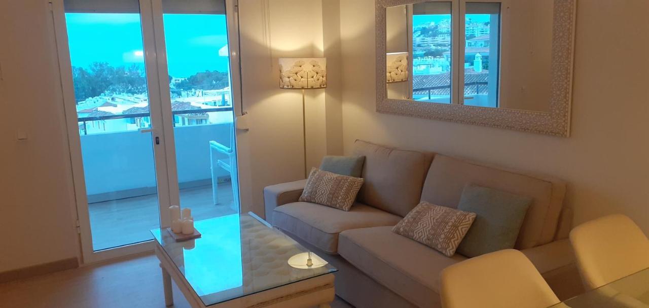 Apartamento- Atico En Mijas Costa , Con Piscina. Apartment *