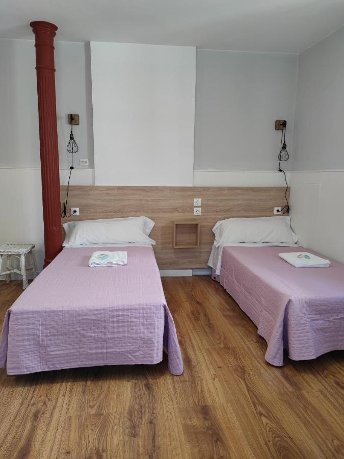 Pension-Albergue Don Alvaro Hostel Sarria