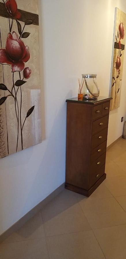 Apartamento Reformado Y Luminoso En De La Frontera *