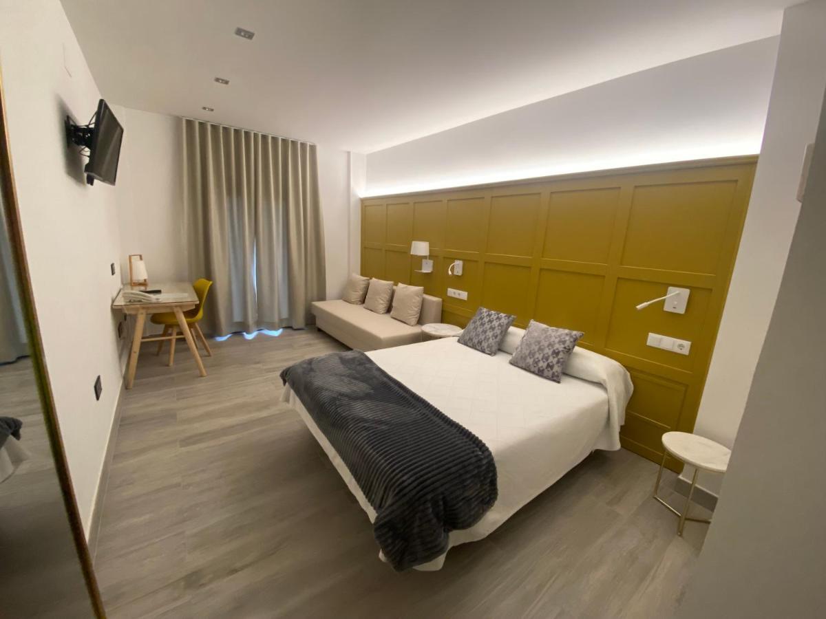 Hotel Lusitania, Centro Ciudad, Parking Privado