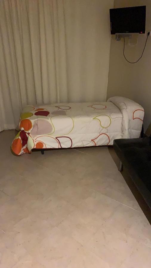 Aparthotel Raquel's - Habitacions I Turistics - 2*