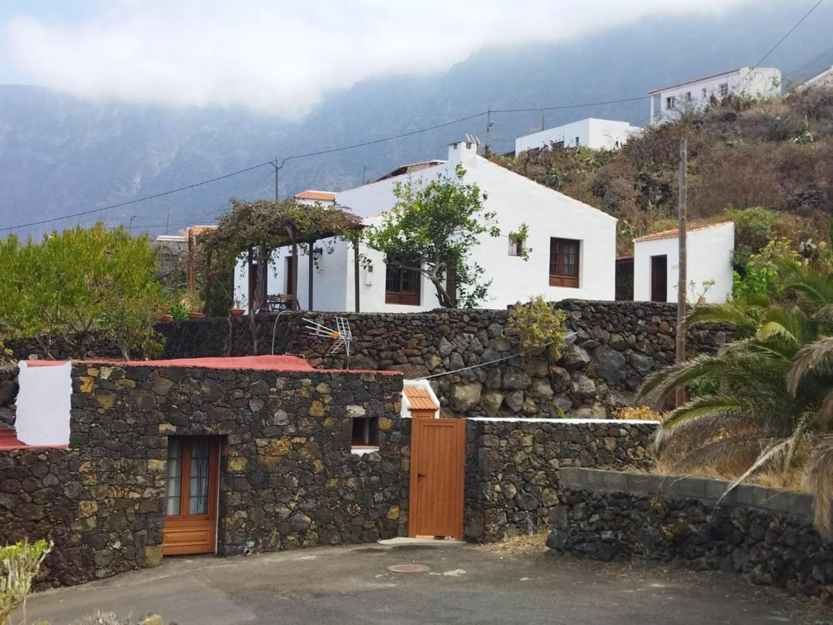 La Casita De Malnombre Сasa de vacaciones