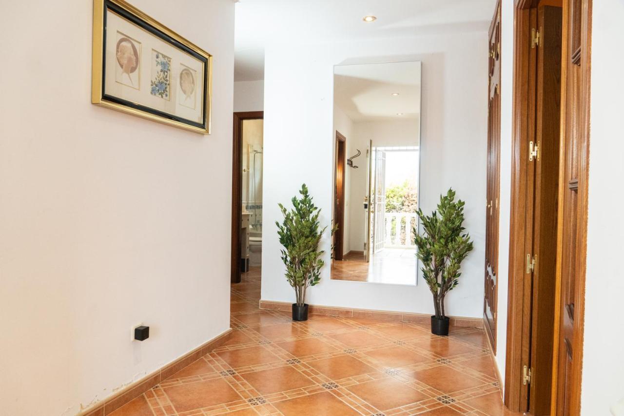 Lujosa Privada Con Piscina Villa *