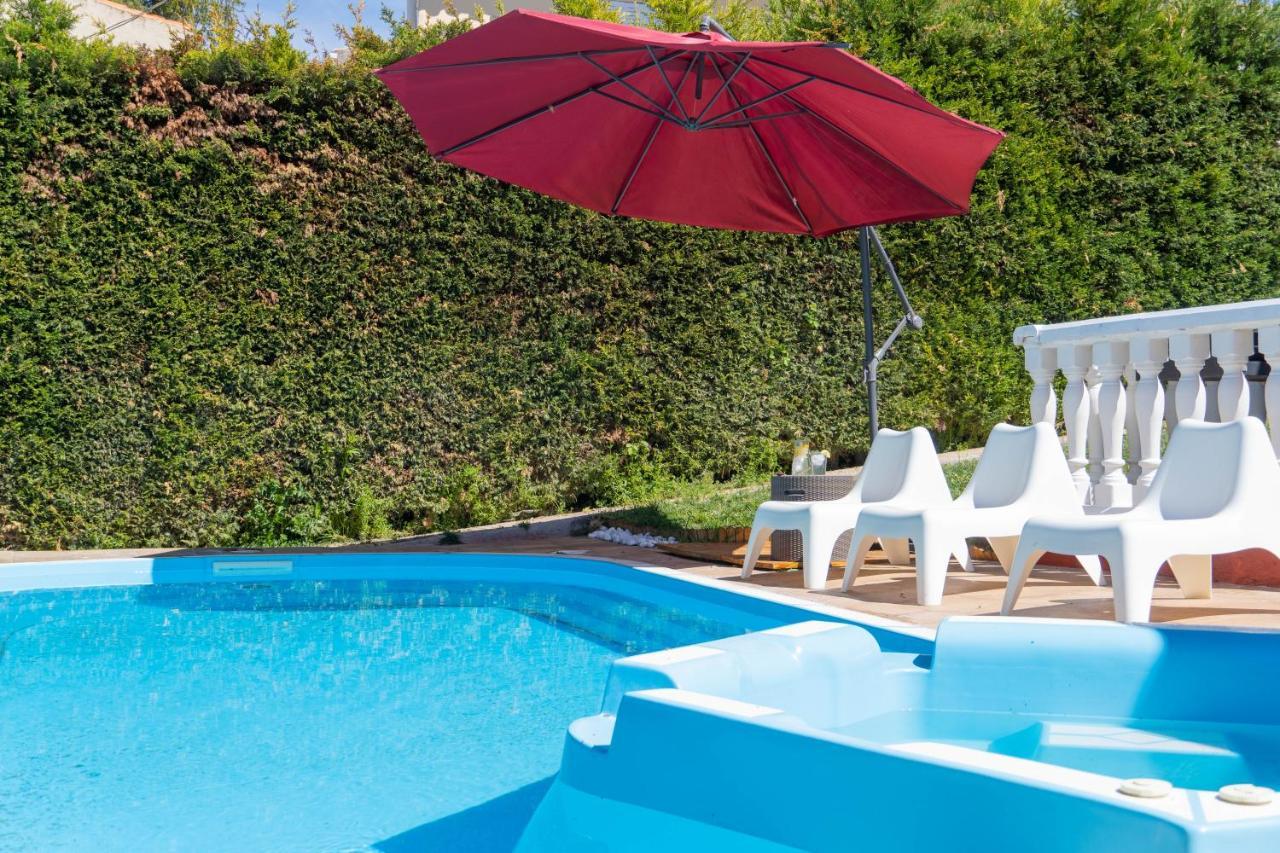 Villa Lujosa Privada Con Piscina