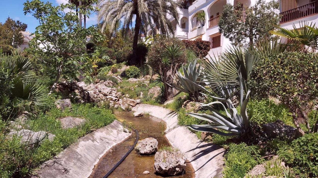 Del Parque Flats Le Village Golf