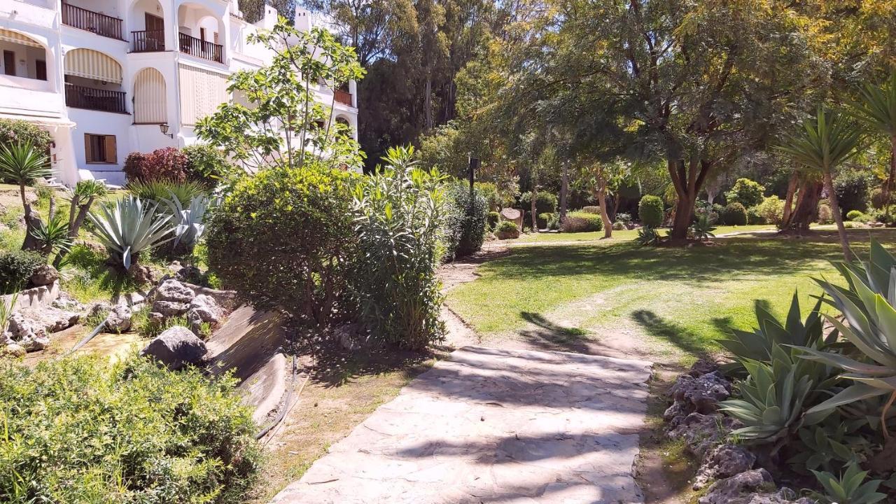 Del Parque Flats Le Village Golf Apartamento *