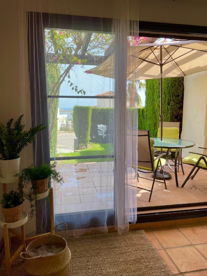 Apartamento Adosado De Estilo Mediterráneo, Con Jardín Y Vistas Finestrat
