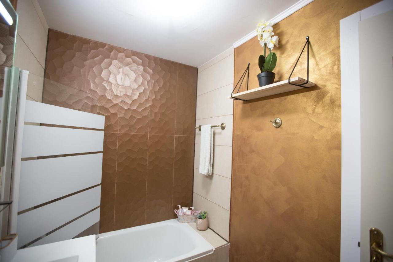 Vistas Al Mar- The Serenity Of Sea Haven Apartment