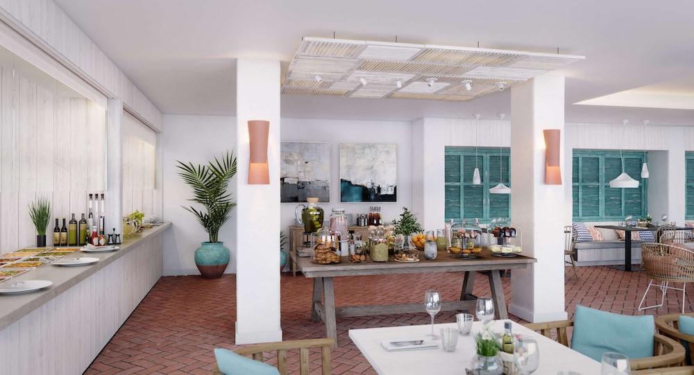 Barceló Aguamarina Hotel