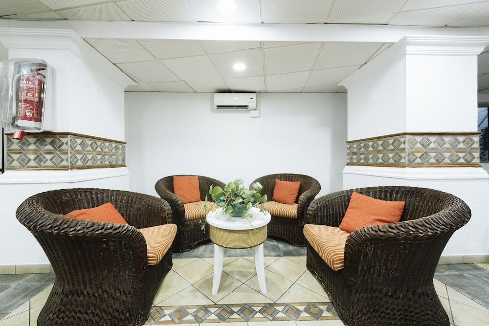 Palm - Excel & Apartahotel