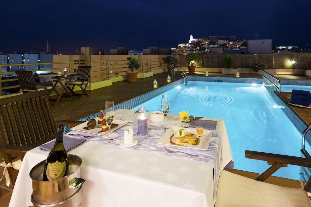 Royal Plaza 4*