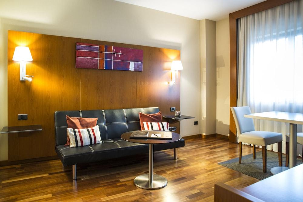 Hotel Sercotel Ab Rivas