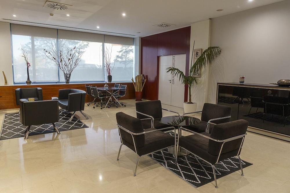 Hotel Sercotel Ab Rivas