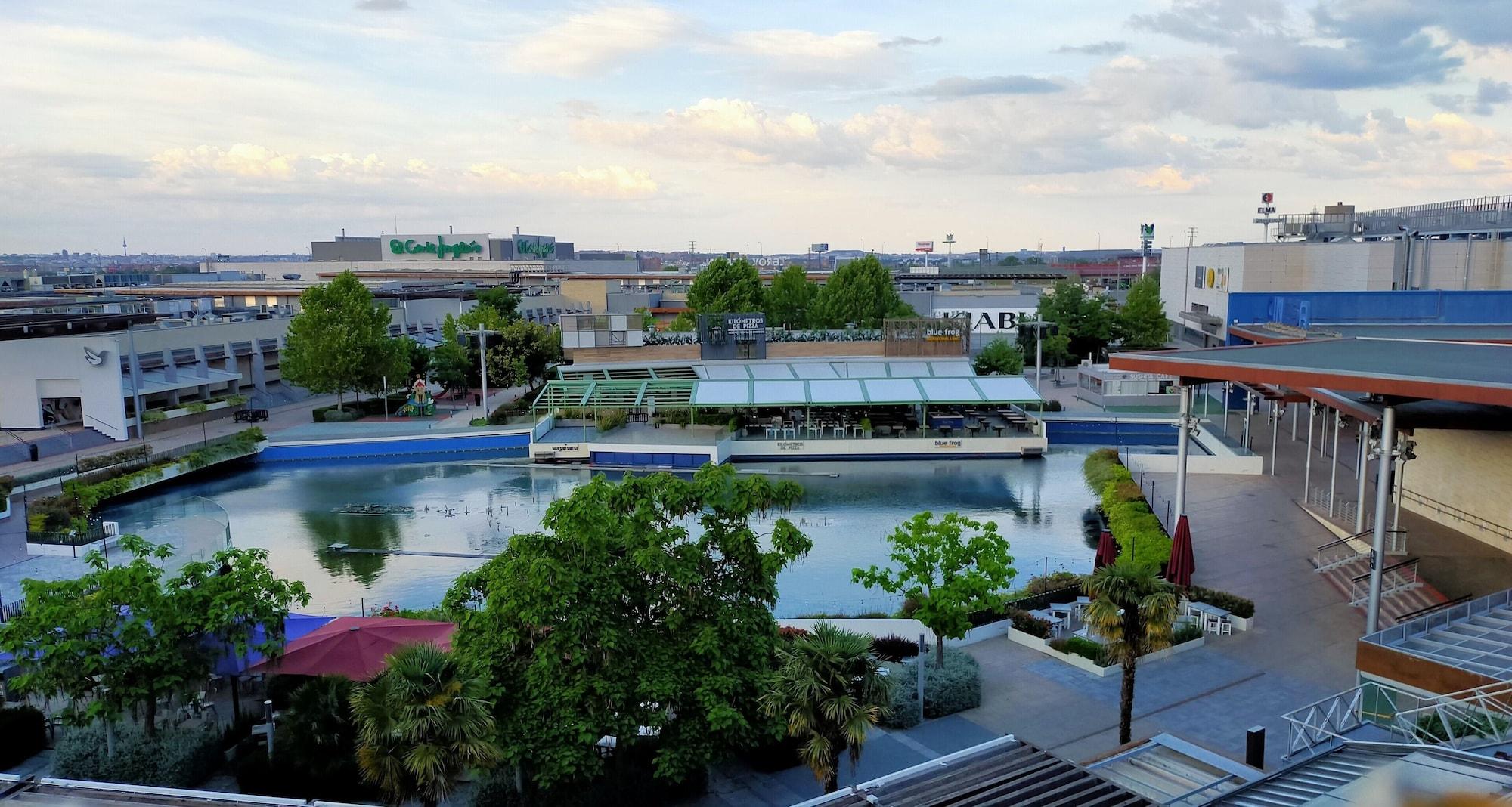 Hotel Parquesur 4*