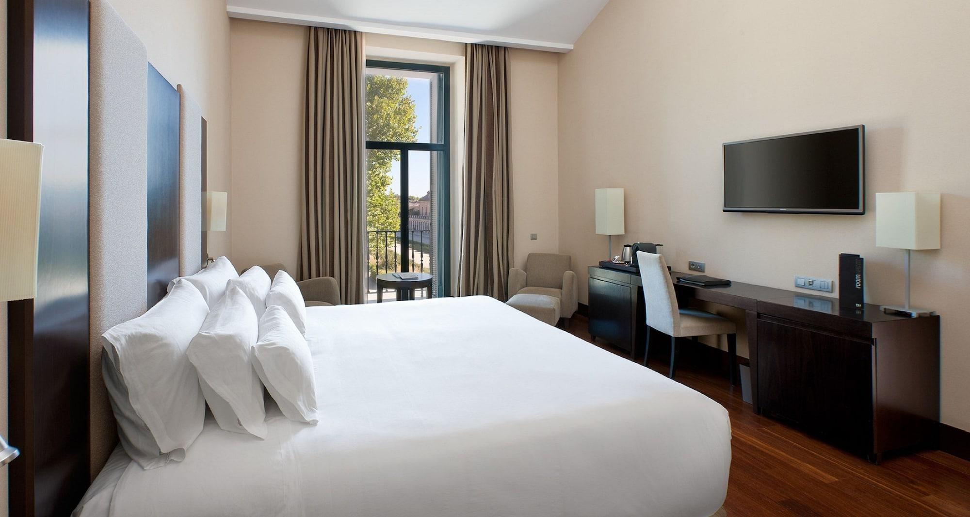 Nh Collection Palacio De Hotel 4*
