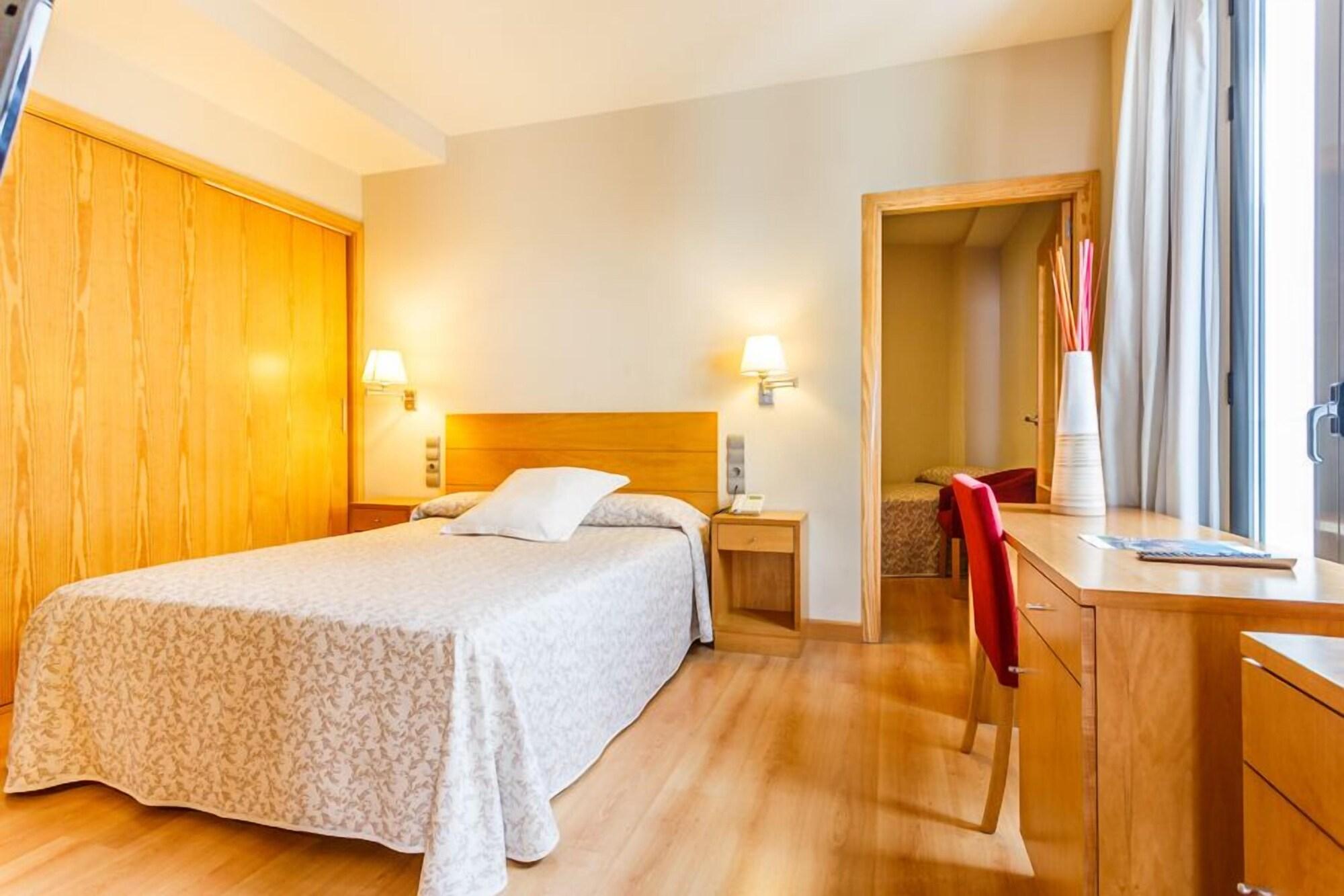 Hotel Aacr Museo 3*
