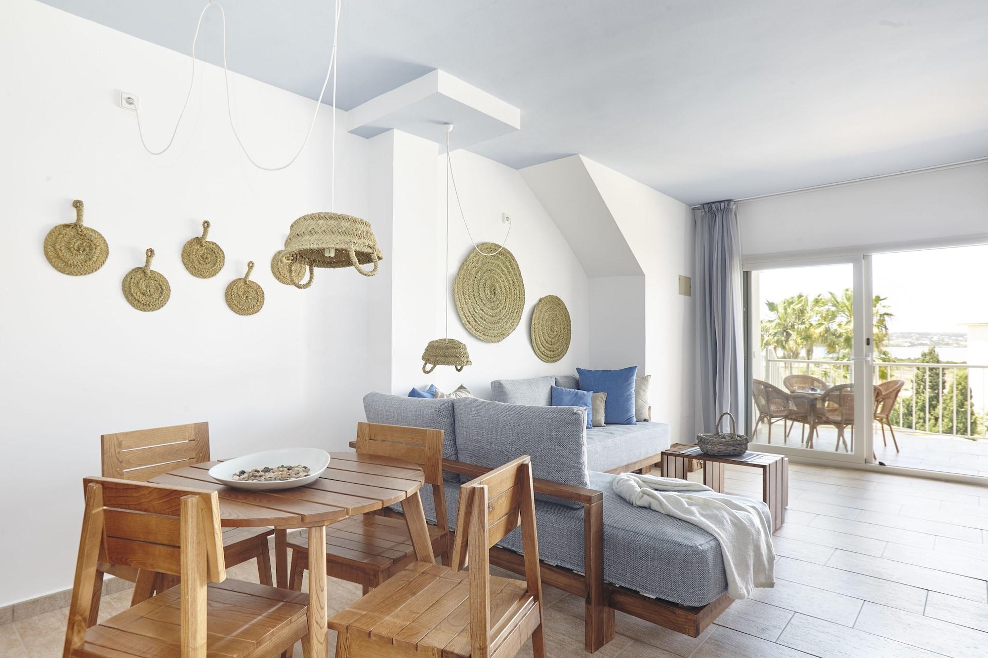 Castavi Apartment