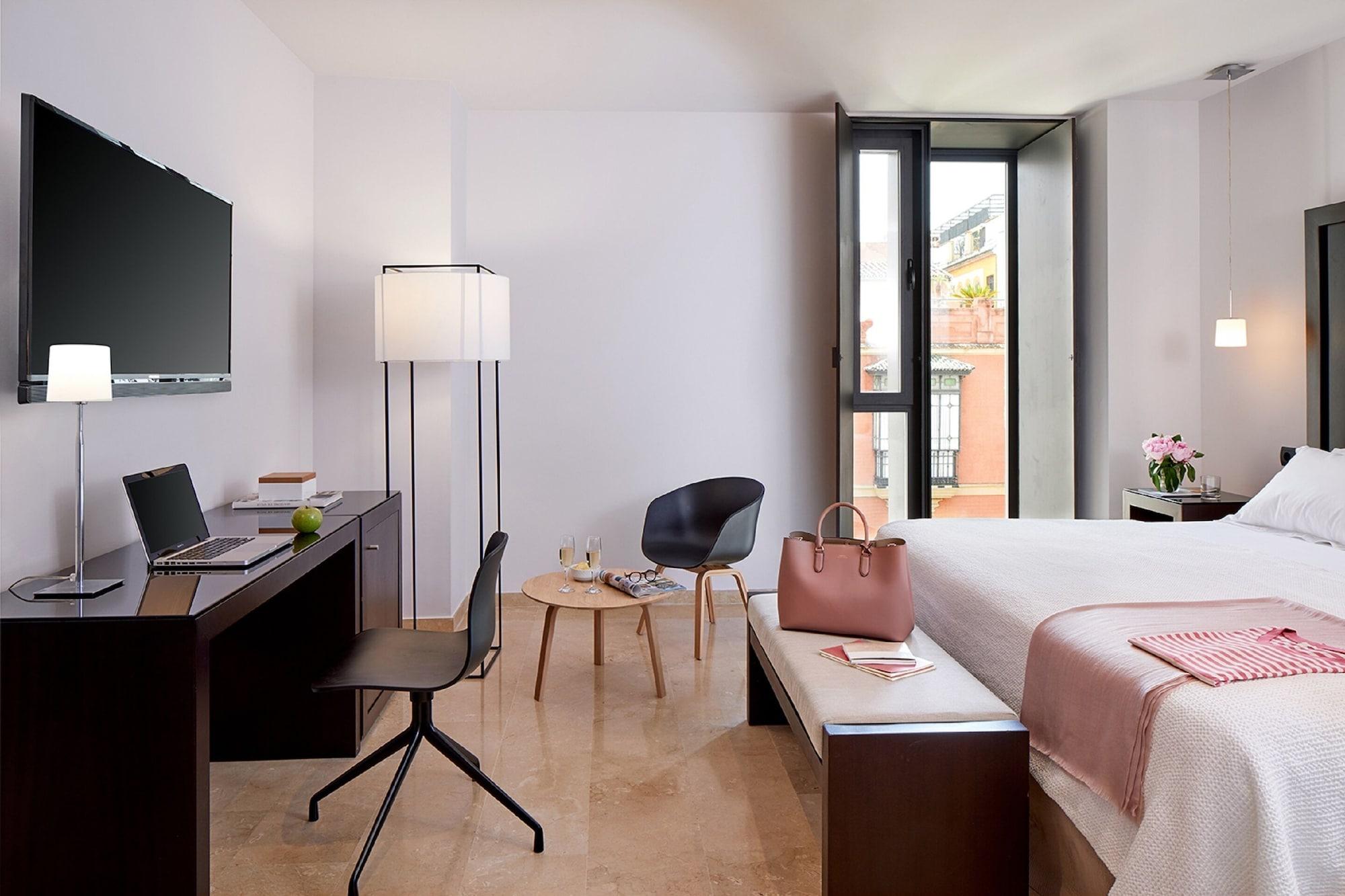 Rey Alfonso X Hotel 4*