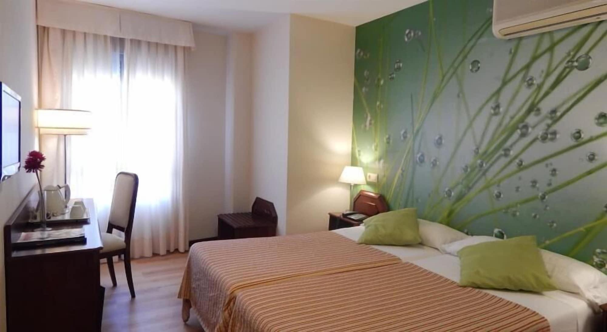 Plaza Santa Lucía Hotel 3*