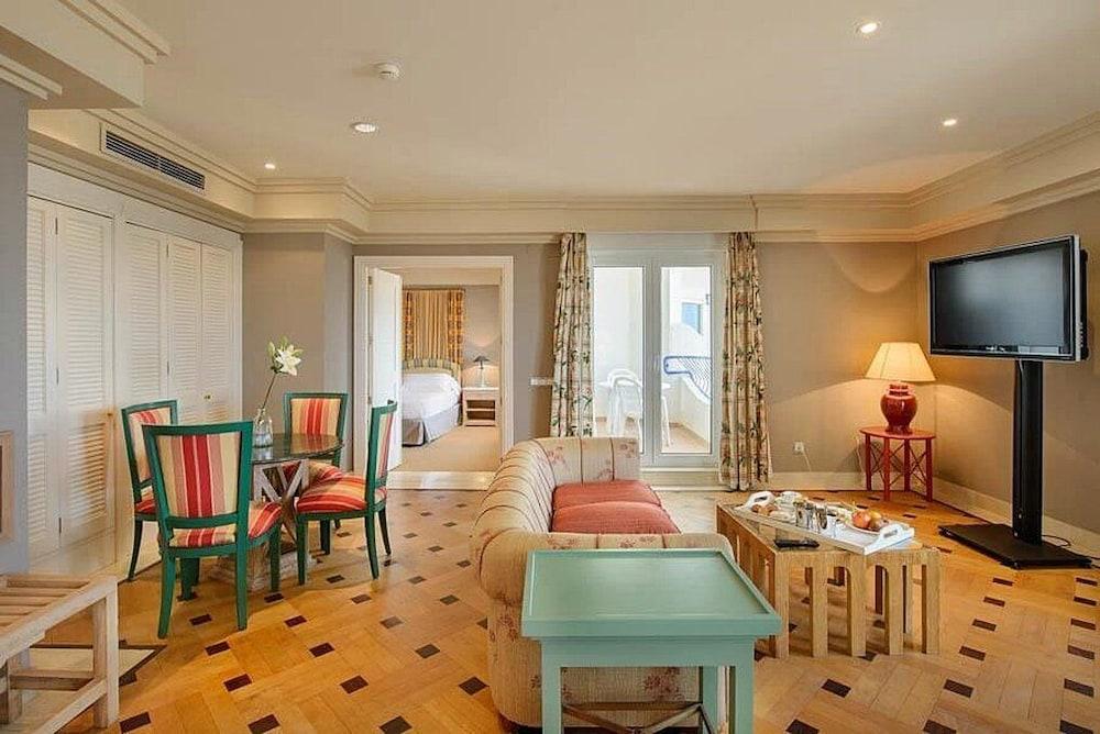 Hotel Playa Victoria 4*