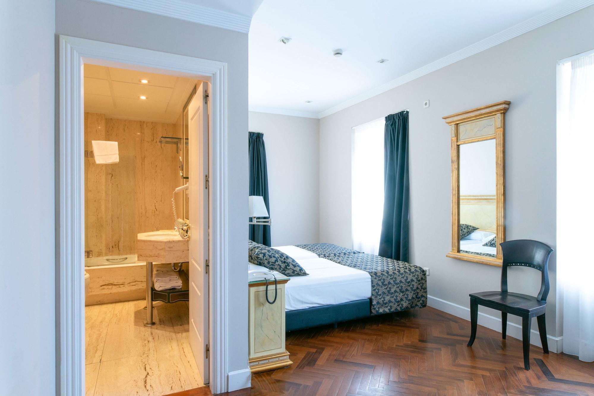 Hotel Soho Boutique 4*