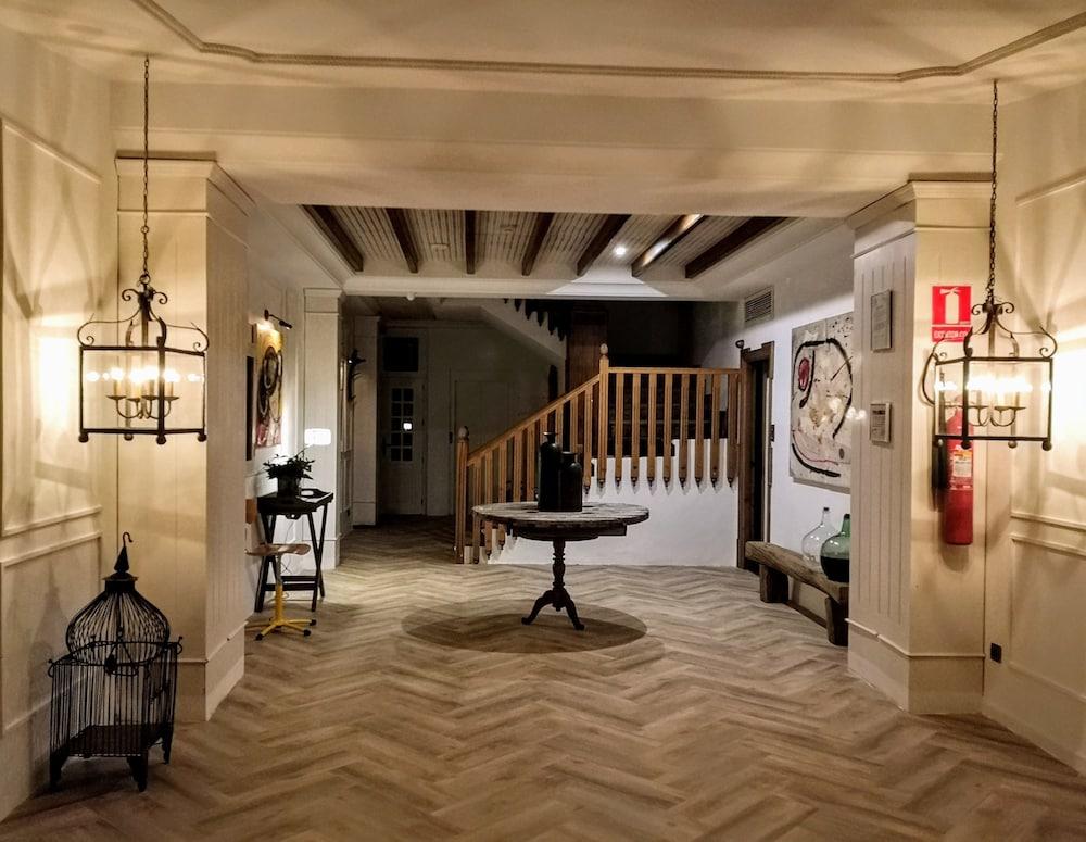 Valley Hotel 4*
