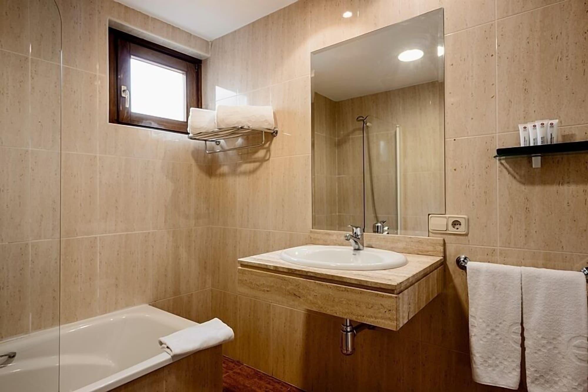 Ikonik Plaza Mercado 3* Salamanca