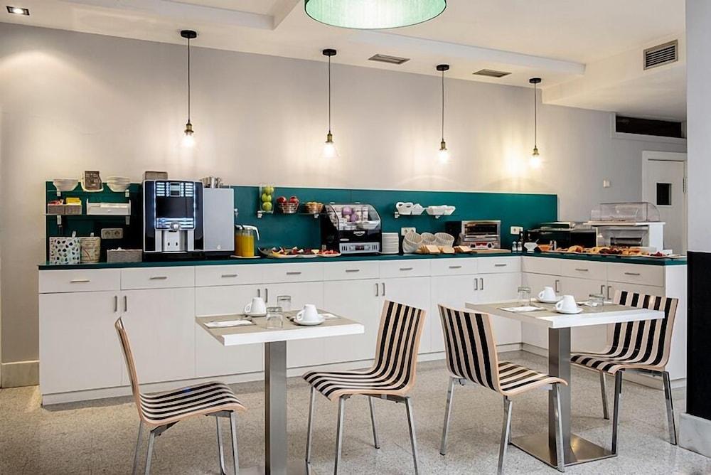 Ikonik Plaza Mercado Hotel