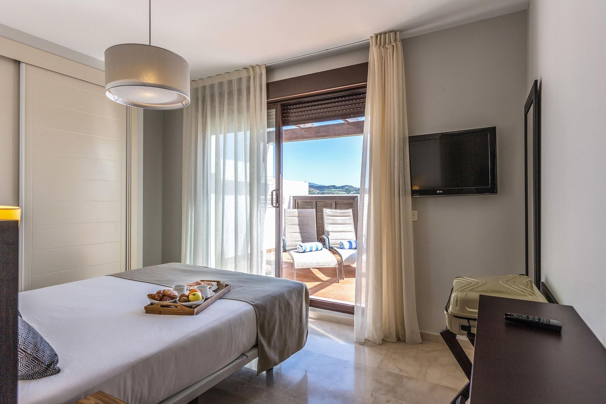 Apartahotel Ona Valle Golf & 4*