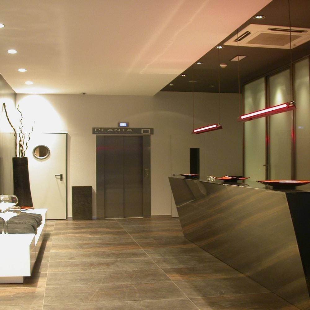 Hyltor 4*