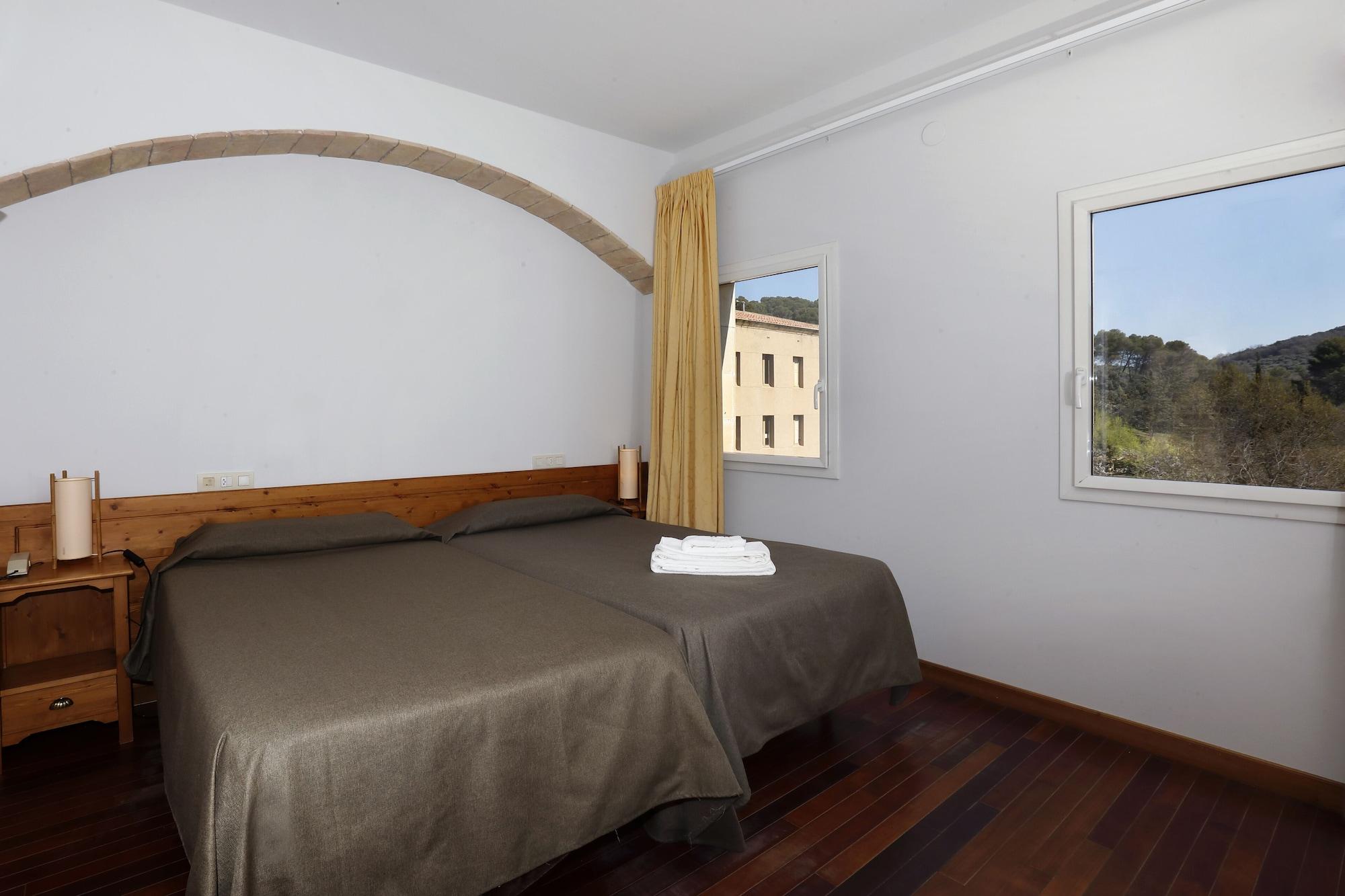 Hotel Monestir De Les Avellanes