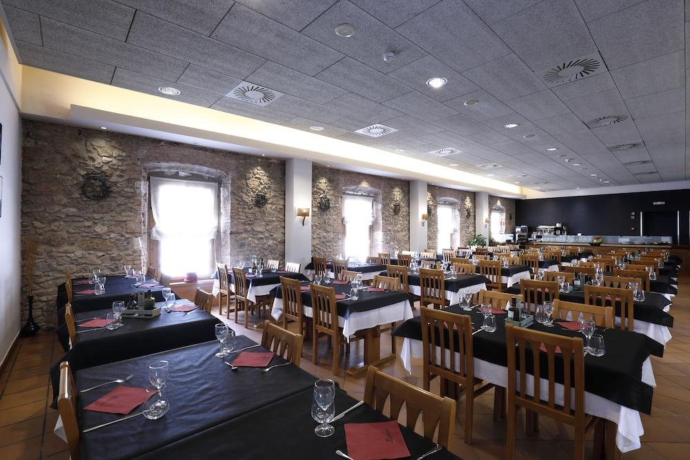 Hotel Monestir De Les Avellanes