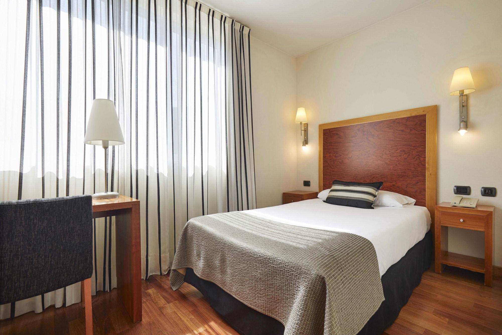 Exe Plaza Delicias 3* Zaragoza
