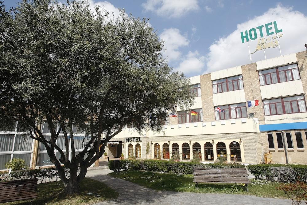El águila Hotel Utebo