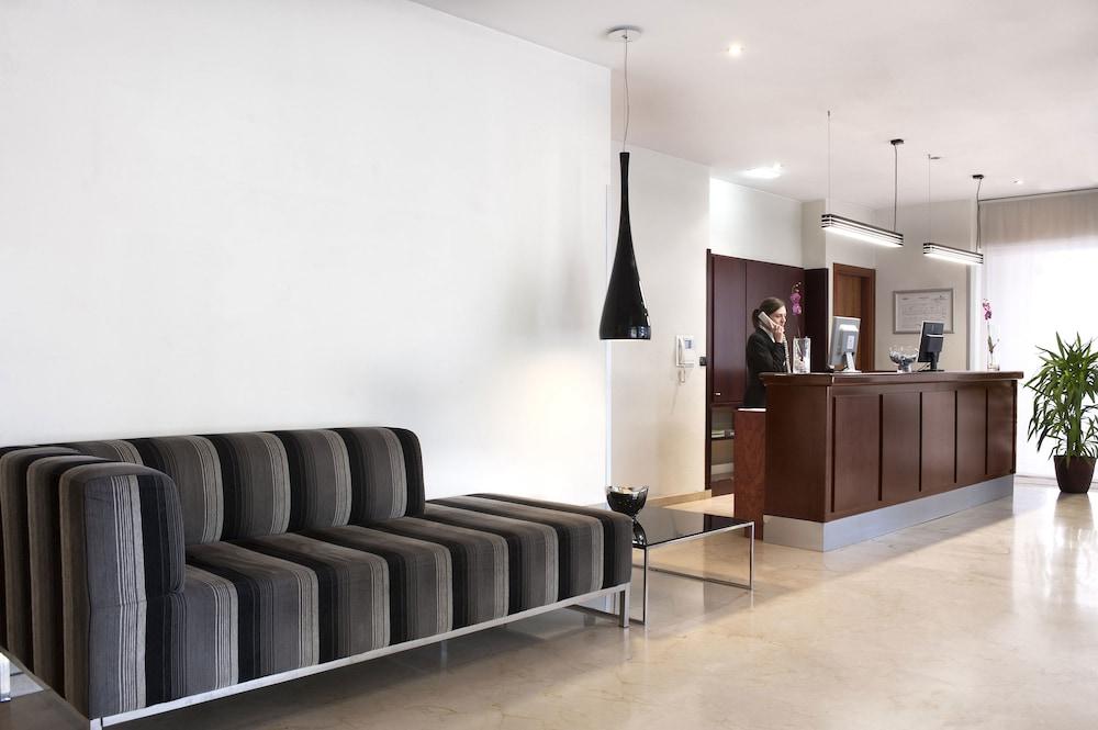 Exe Plaza Delicias 3*