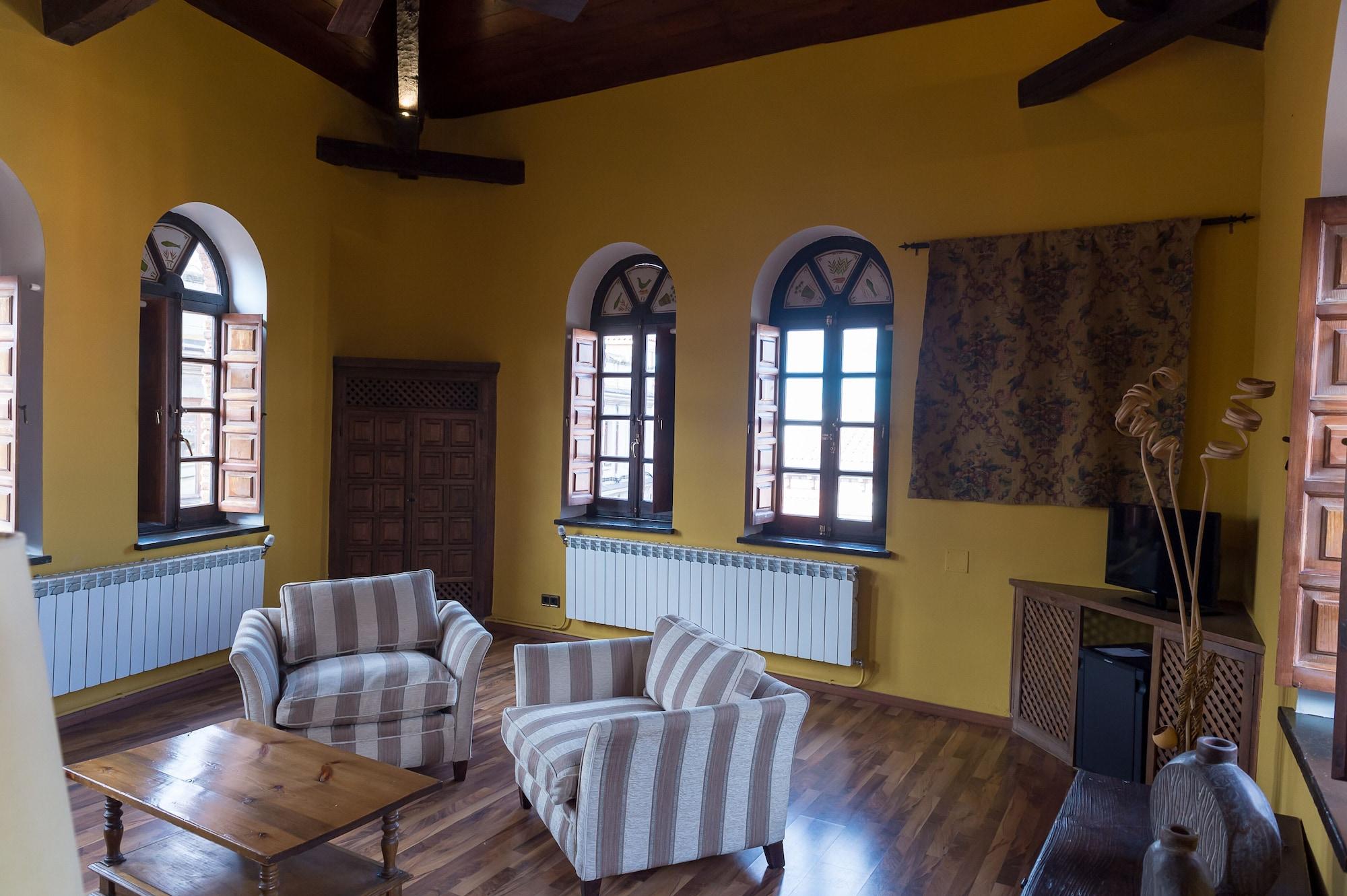 Hotel Palacio Valderrabanos 4*
