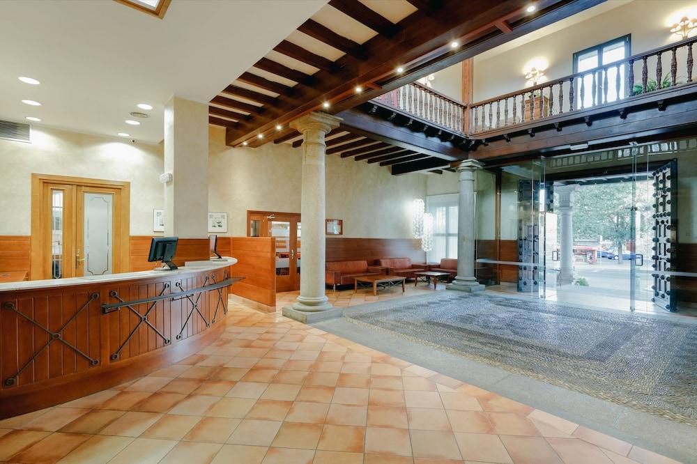 Hotel Sercotel Renacimiento