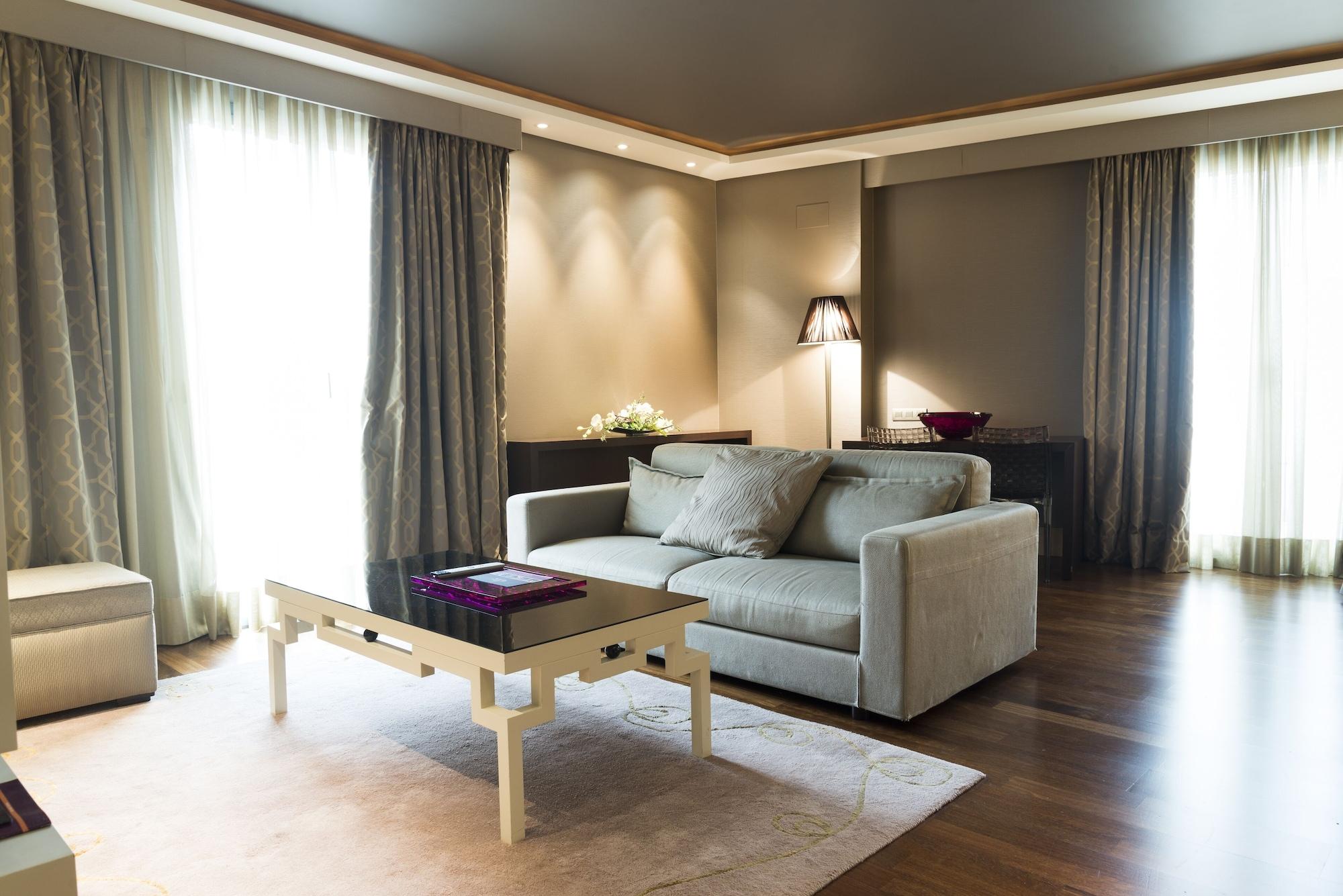 Hotel Nexus Suites&hotel