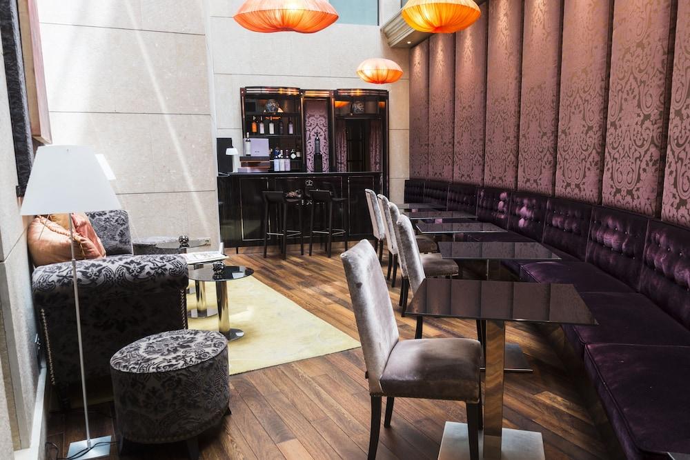 Nexus Suites&hotel