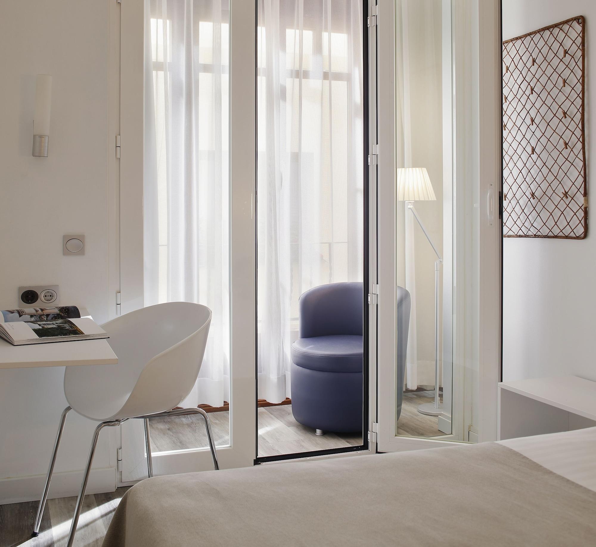 Santa Rosa, Blue 3*